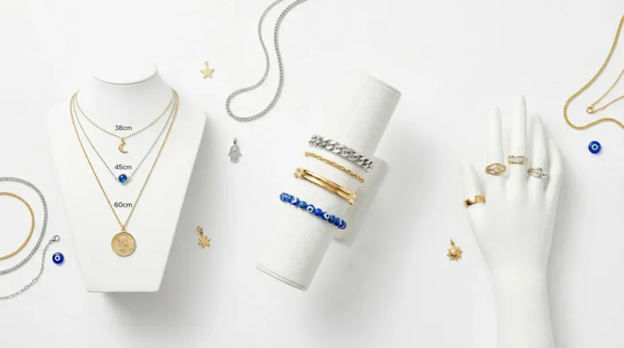 Como combinar varias joyas: guia completa de layering