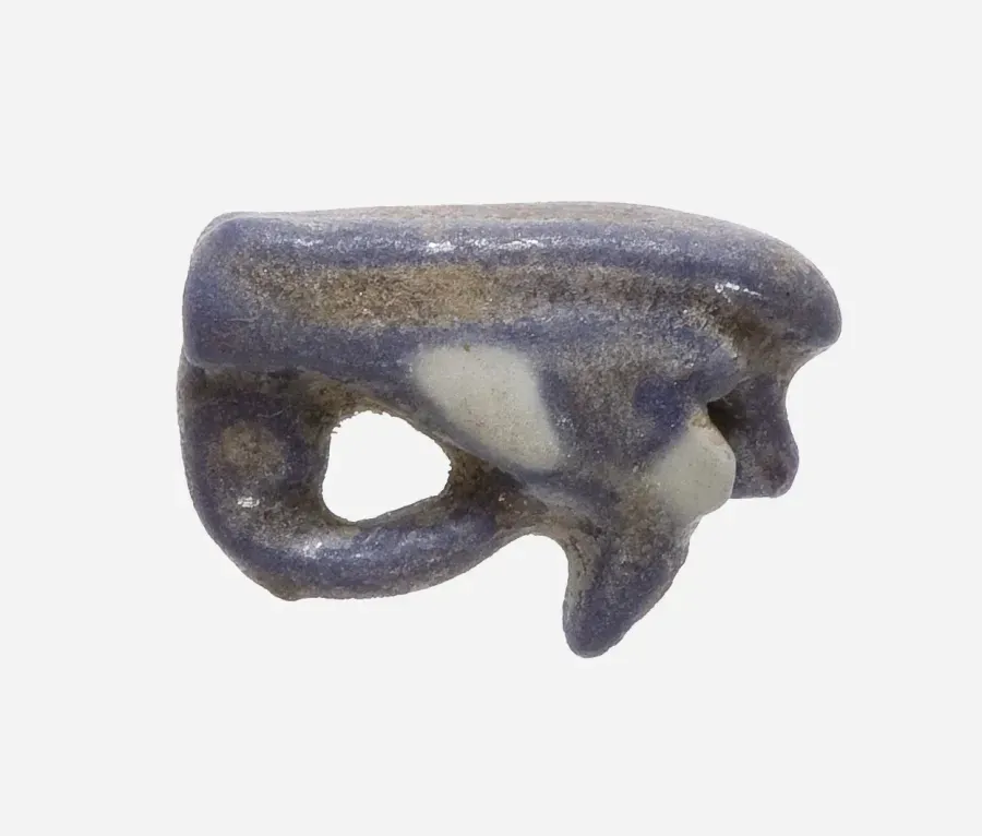 Amuleto Wedjat de la época de Amenhotep III, hacia 1390 a.C.